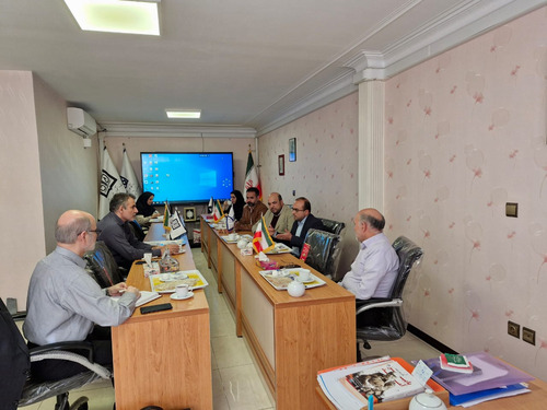 برگزاری جلسه شورای مدیران با حضور مسئولان مرکز تحقیقات کاربردی معاونت بهداد فراجا